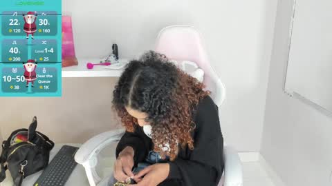 marfilastrom online show from January 7, 2025, 6:27 am