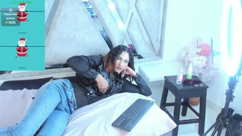 marfilastrom online show from January 21, 2025, 6:43 am