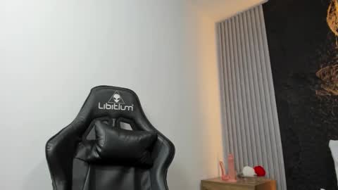 M A R G I E online show from December 22, 2025, 12:35 pm