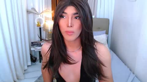 margauxein online show from January 9, 2026, 9:45 am