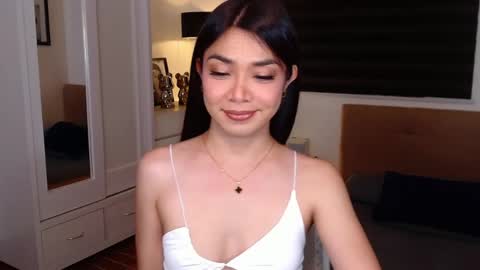 Marga Williams online show from November 5, 2025, 8:14 am