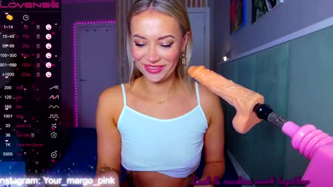 Snapshot of margohotty chatting on December 15, 2024, 4:40 am Margo for you online show from December 15, 2024, 4:40 am