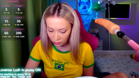 Snapshot of margohotty chatting on October 31, 2025, 4:13 am Margo for you online show from October 31, 2025, 4:13 am