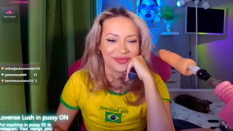 Snapshot of margohotty chatting on November 8, 2025, 4:12 am Margo for you online show from November 8, 2025, 4:12 am