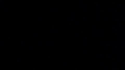 Elle online show from November 19, 2025, 4:45 am