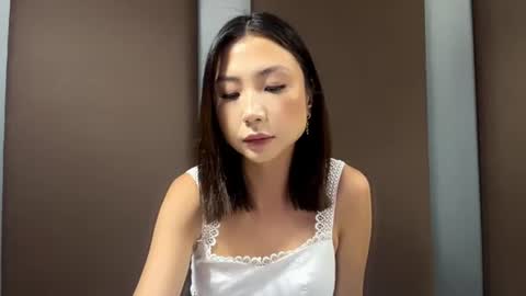 Snapshot of margturcotte chatting on June 10, 2026, 1:43 pm Lily online show from June 10, 2026, 1:43 pm