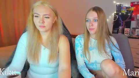 Snapshot of mari_kiku chatting on September 24, 2025, 6:55 pm Kiku and Marii - online show from September 24, 2025, 6:55 pm