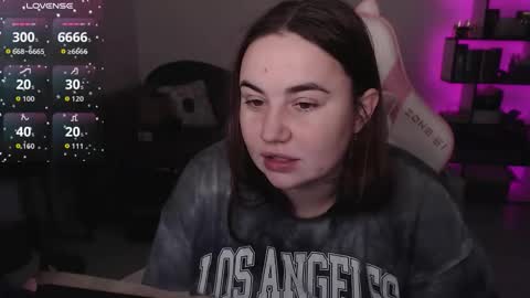 mari moore online show from November 24, 2025, 6:35 am