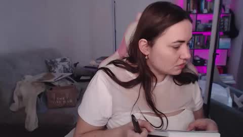 Snapshot of mari_moore7 chatting on February 11, 2026, 7:02 am mari moore online show from February 11, 2026, 7:02 am