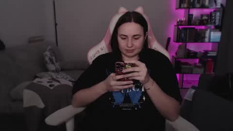 Snapshot of mari_moore7 chatting on February 14, 2026, 8:44 am mari moore online show from February 14, 2026, 8:44 am