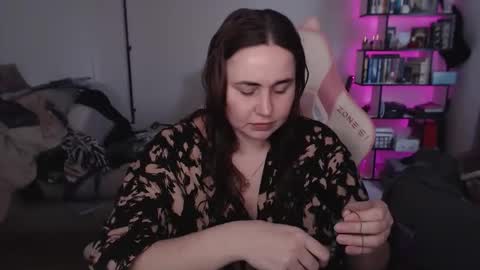 Snapshot of mari_moore7 chatting on March 2, 2026, 10:44 am mari moore online show from March 2, 2026, 10:44 am