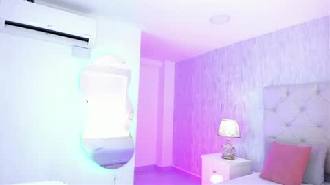 Maria Angel  online show from June 19, 2026, 11:41 pm