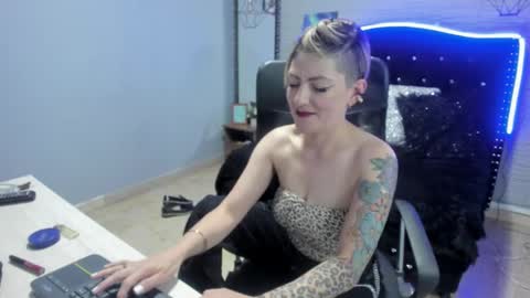 Snapshot of maria_fernandaxxx_ chatting on December 10, 2024, 10:17 am Maria fernanda online show from December 10, 2024, 10:17 am