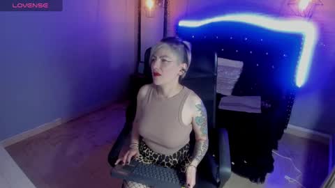 Snapshot of maria_fernandaxxx_ chatting on January 8, 2025, 5:05 am Maria fernanda online show from January 8, 2025, 5:05 am