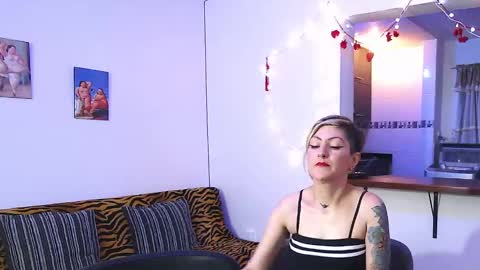 Snapshot of maria_fernandaxxx_ chatting on February 8, 2025, 5:29 pm Maria fernanda online show from February 8, 2025, 5:29 pm