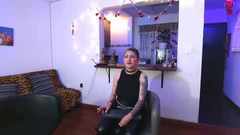 Snapshot of maria_fernandaxxx_ chatting on February 11, 2025, 2:14 am Maria fernanda online show from February 11, 2025, 2:14 am
