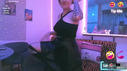 Snapshot of maria_fernandaxxx_ chatting on October 19, 2025, 9:04 pm Maria fernanda online show from October 19, 2025, 9:04 pm