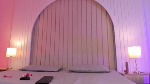 Maria  online show from December 19, 2025, 11:39 am