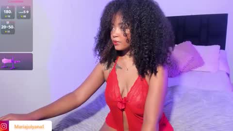 V A N E S S A  online show from September 12, 2025, 5:07 am