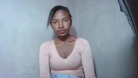 Maria online show from October 21, 2025, 1:23 pm