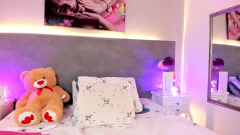Snapshot of mariajo_sex_ chatting on March 6, 2025, 4:17 pm MARIAJO Dont forget that Mariajosexy20 online show from March 6, 2025, 4:17 pm