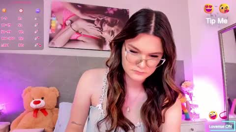 Snapshot of mariajo_sex_ chatting on October 22, 2025, 12:05 pm MARIAJO Dont forget that Mariajosexy20 online show from October 22, 2025, 12:05 pm