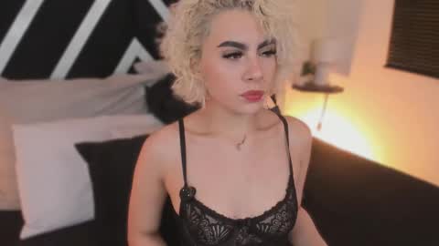 Marian online show from December 19, 2025, 3:02 am