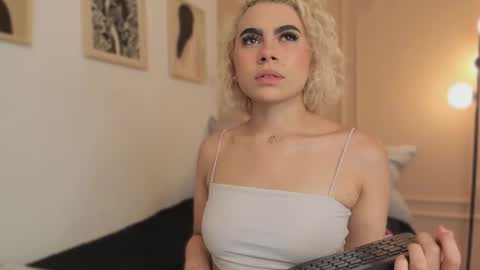 Marian online show from February 23, 2026, 7:11 pm