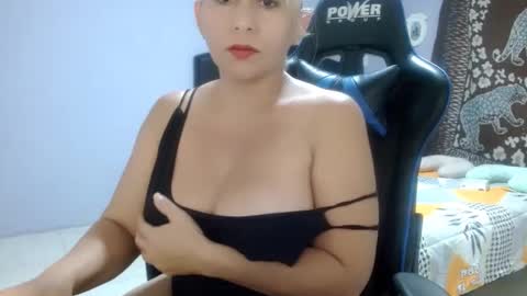 mariana995649 online show from March 6, 2025, 11:53 pm