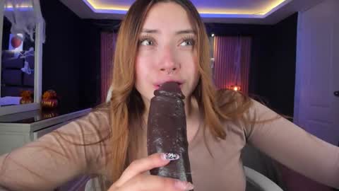 Mariana Castro online show from October 21, 2025, 3:18 am