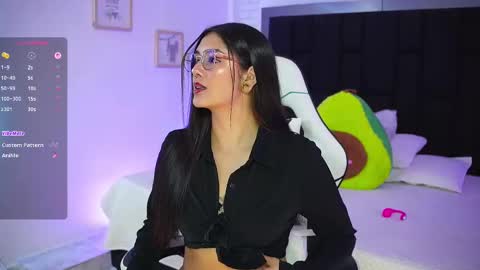 Mariana  online show from September 11, 2025, 7:25 pm