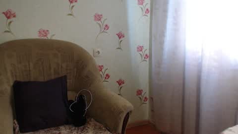 MarianaMur online show from April 15, 2026, 5:14 am