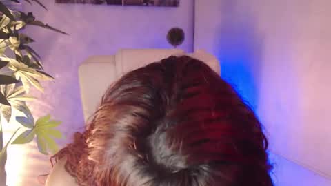 Vane online show from November 7, 2025, 4:12 am