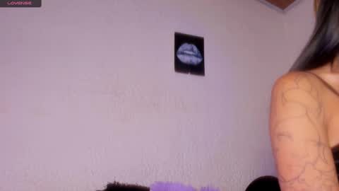 mariana williams online show from March 5, 2025, 12:59 am