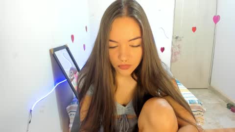 Mariangel online show from February 24, 2025, 9:41 pm