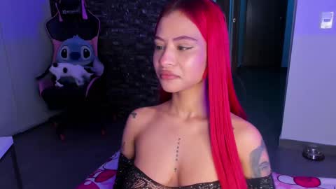 M A R I A N E online show from October 6, 2025, 12:52 am