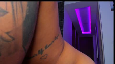 M A R I A N E online show from March 22, 2026, 5:33 am