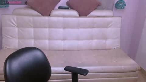 marianne_cam online show from April 29, 2026, 5:30 pm