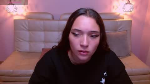 marianne_cam online show from June 11, 2026, 1:31 pm