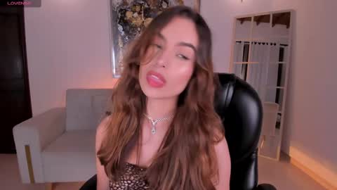 Marianne  online show from February 18, 2025, 1:10 am