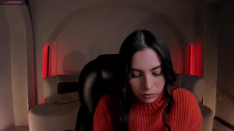 Marianne  online show from November 27, 2025, 11:40 pm