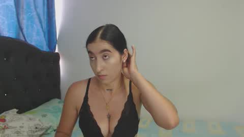 Mariangel online show from April 13, 2026, 8:47 pm