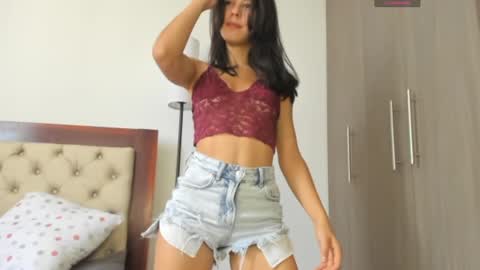 Antonia online show from February 5, 2025, 4:25 pm