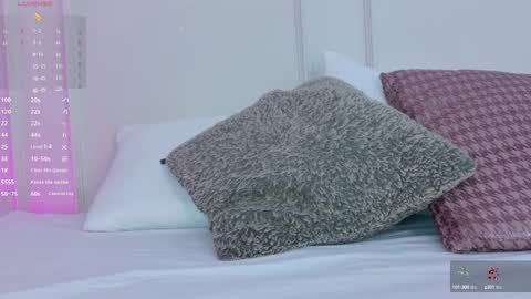 Maria Pettit online show from September 10, 2025, 12:05 pm