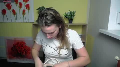 Mariia online show from December 19, 2024, 4:35 pm