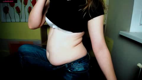 Mariia online show from February 18, 2025, 1:33 pm