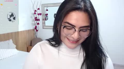 mariavex online show from April 17, 2026, 10:24 pm