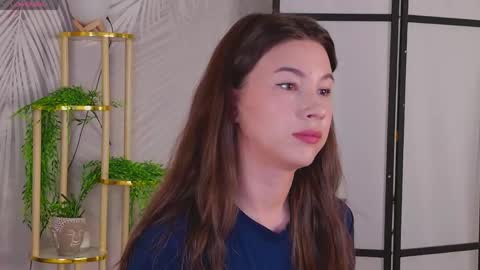 Snapshot of marie_diaze chatting on May 25, 2026, 5:13 am Marie LEAVE YOUR WITH ME online show from May 25, 2026, 5:13 am