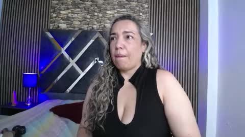 marie_hss online show from January 18, 2026, 8:07 am