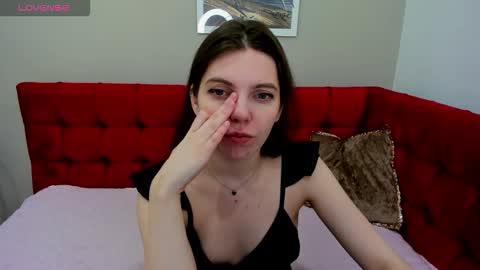 Mary 3 online show from January 14, 2026, 2:06 am